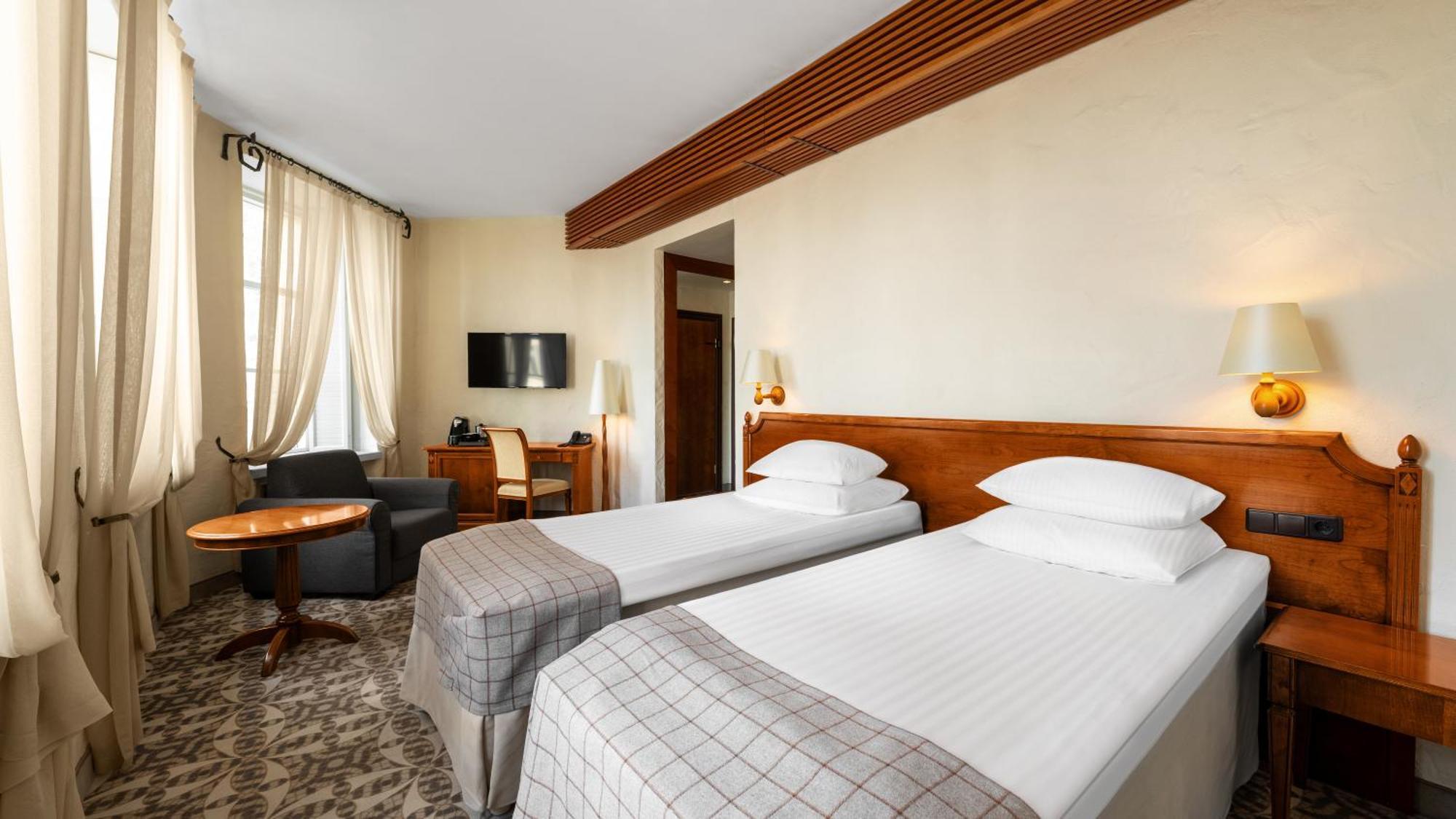Rixwell Collection Savoy Boutique Хотел 4*