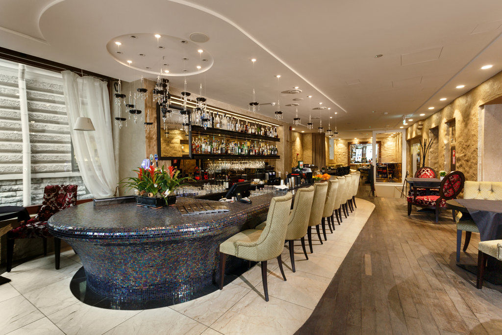 Rixwell Collection Savoy Boutique Hotelli 4*