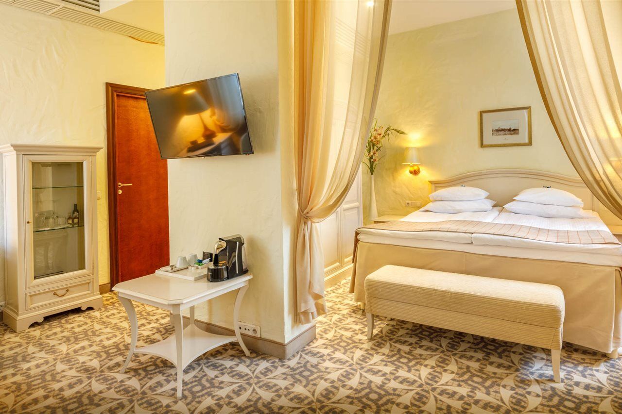 Hotel Rixwell Collection Savoy Boutique 4*