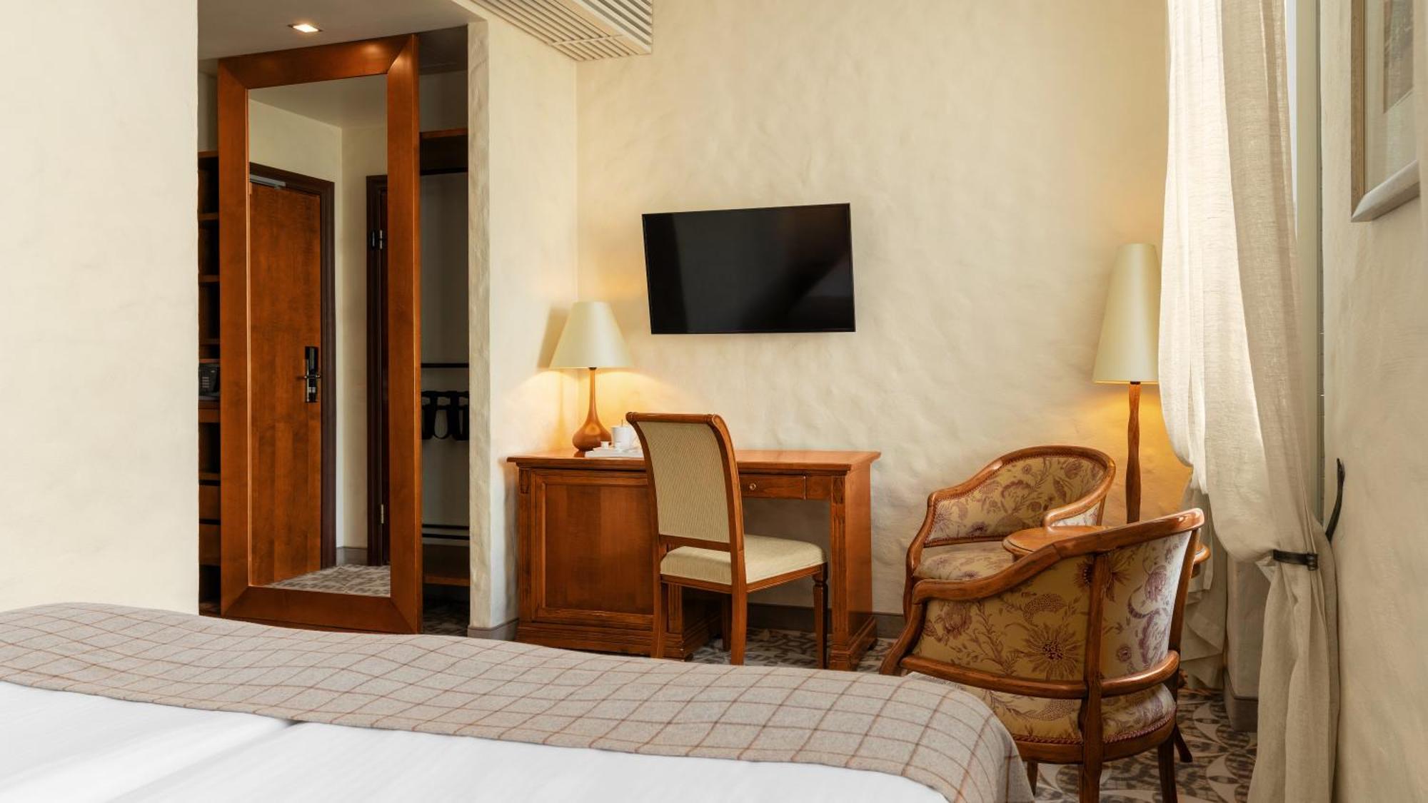 Отель Rixwell Collection Savoy Boutique 4*